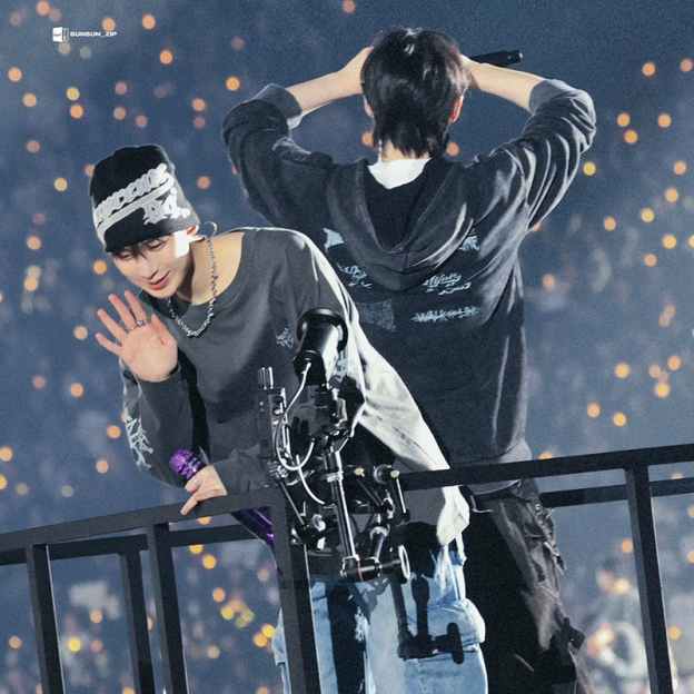 ENHYPEN 'WALK THE LINE' Concert Zip Hoodies-ENHYPEN