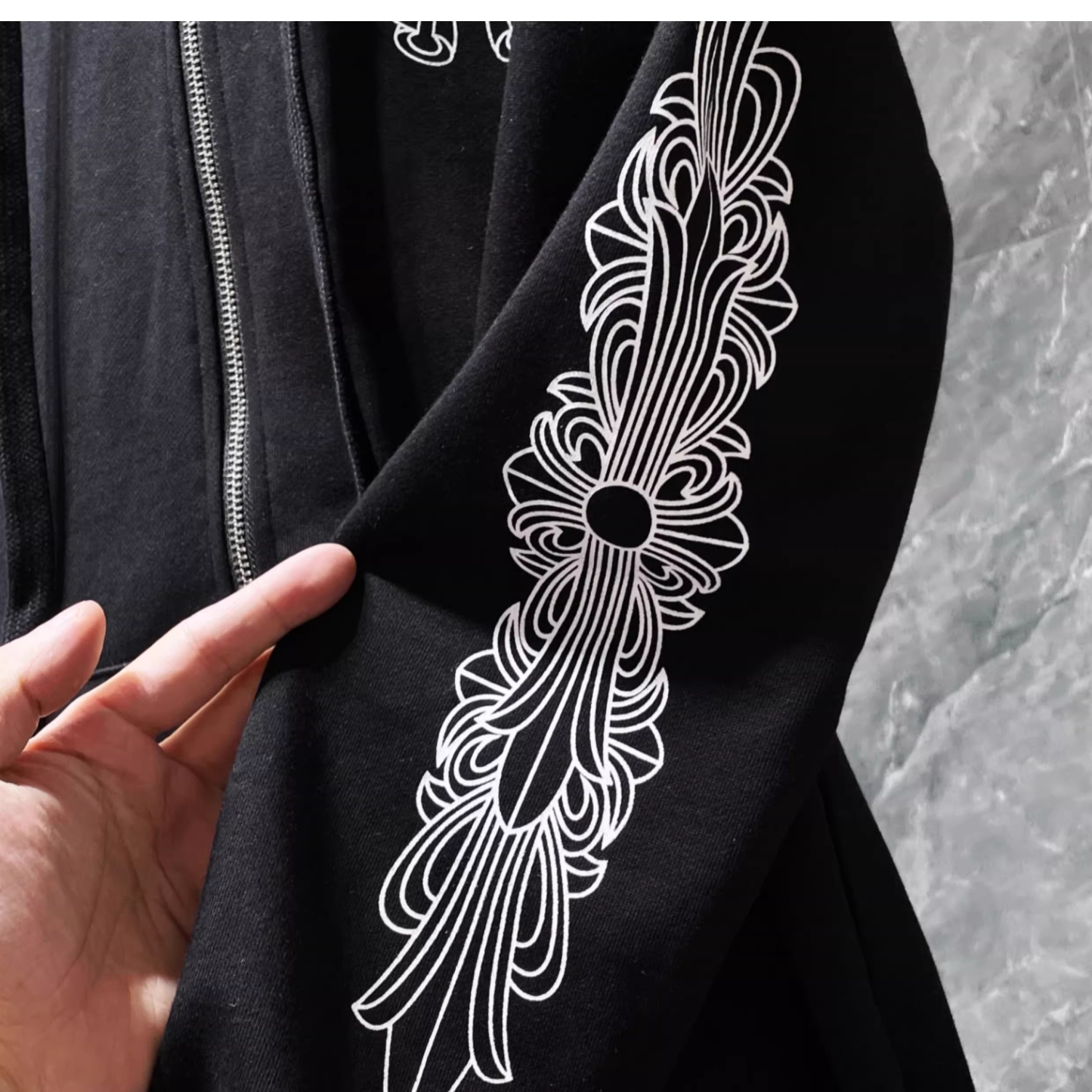 Enhypen Niki&Heeseung Inspired Cross Pattern Zip-up Hoodie