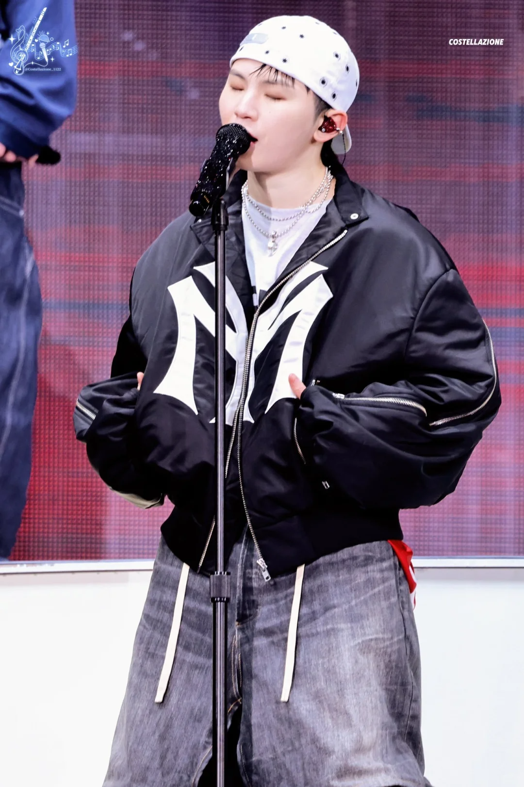 Cortis&Enhypen&Seventeen&Straykids Inspired M Logo Bomber Jacket