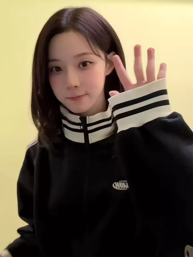 Aespa Inspired Star Track Jersey Jacket Pants Set