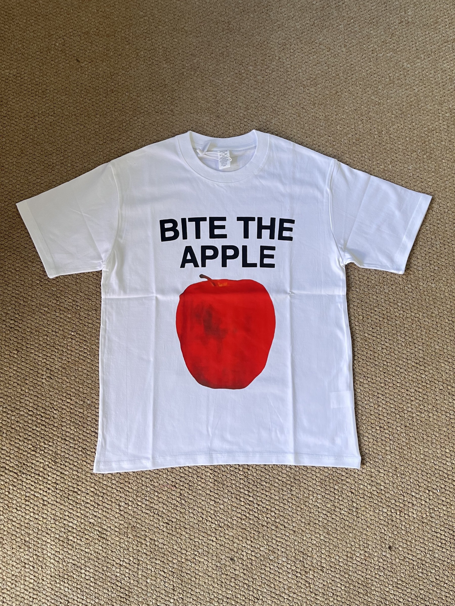 Cortis Keonho Inspired Bite The Apple Graphic T-Shirt