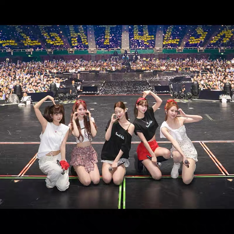 LE SSERAFIM TOUR EasyCrazyHot Merch Inspired Tee