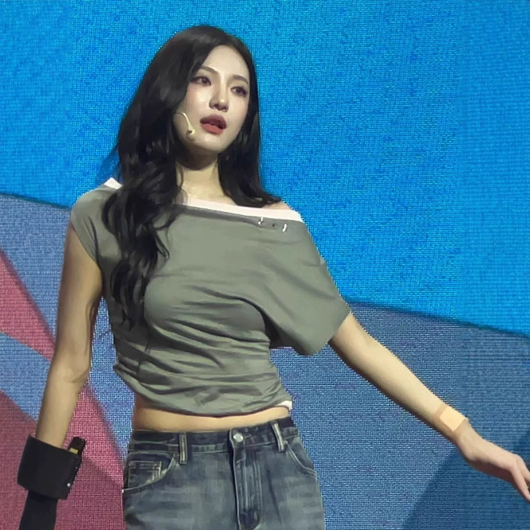 Slanted Shoulder Short Sleeve T-Shirt-Aespa Ningning