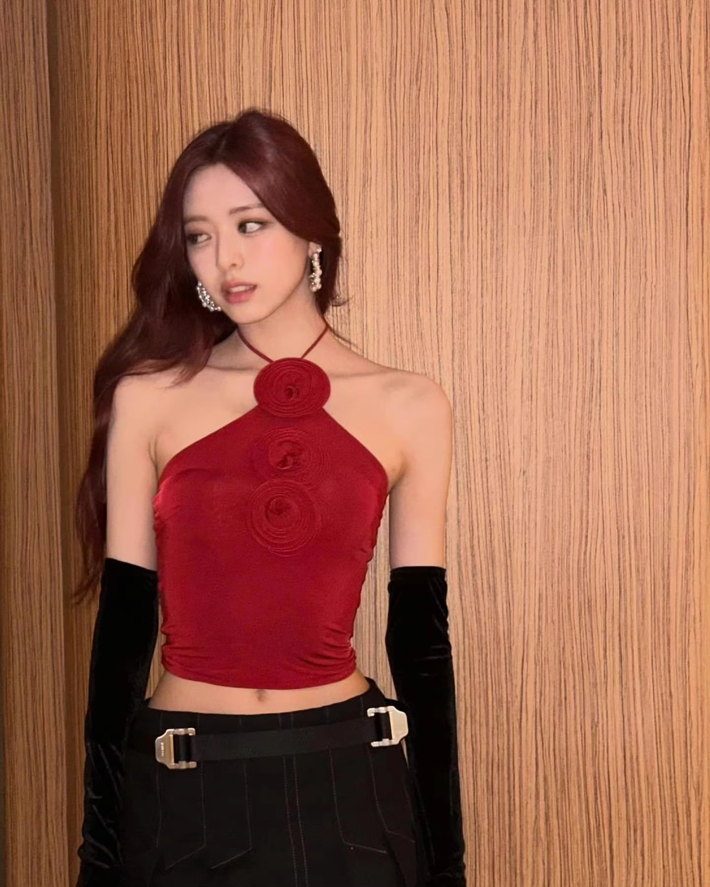 ITZY Yuna Red Floral Halter Straps Top