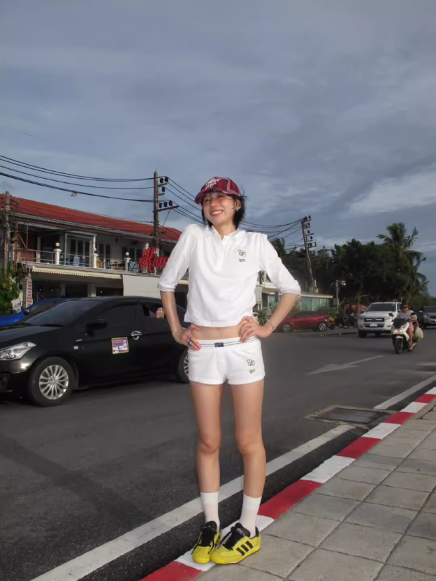 Blackpink Jennie White Polo Shirt Shorts Set