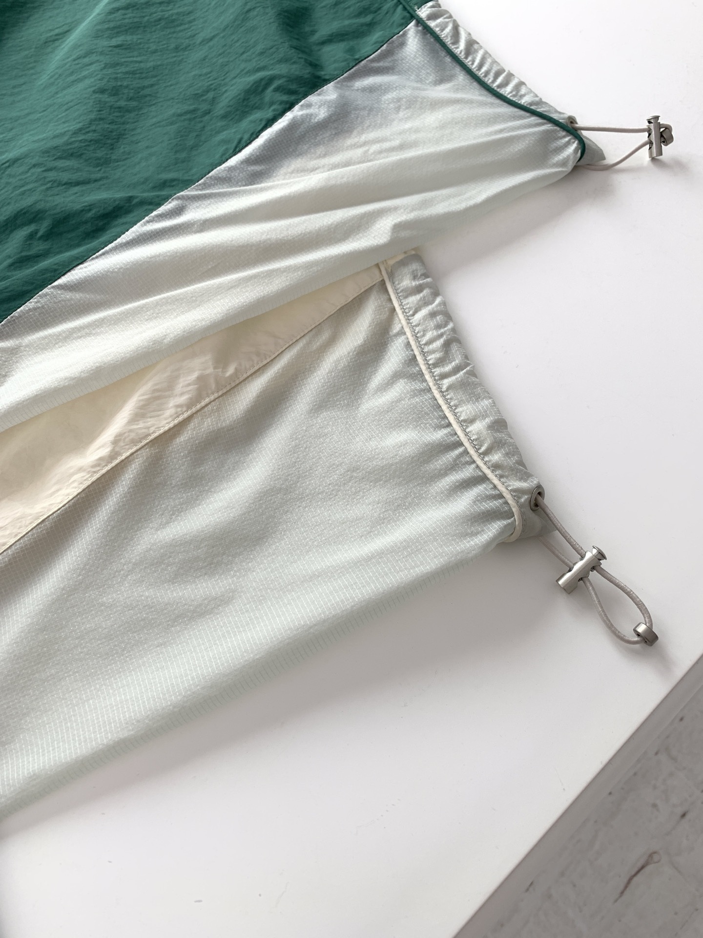 Aespa Winter Style Waterproof Nylon Oversized T-Shir