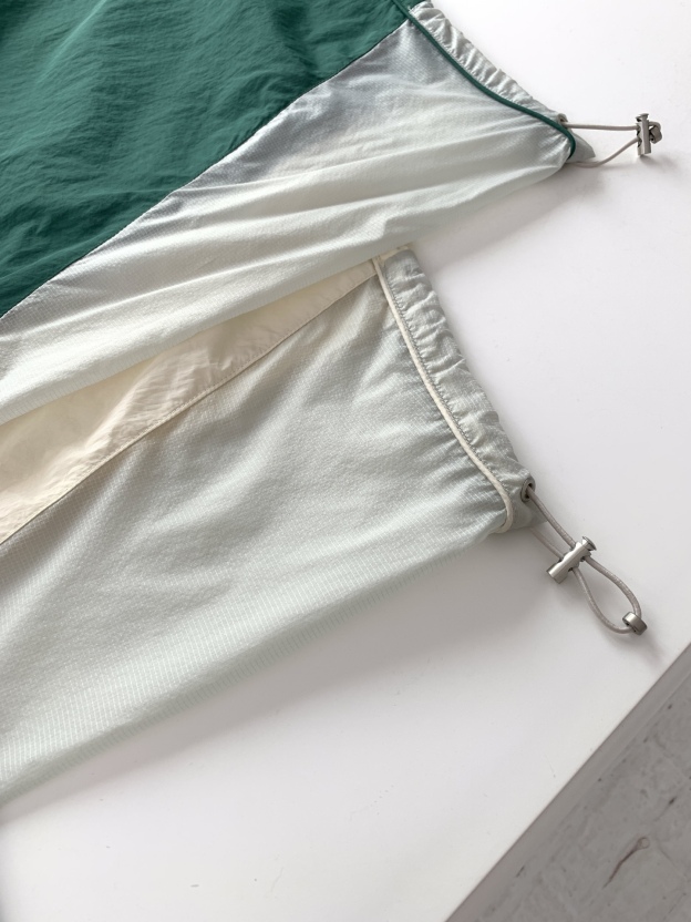 Aespa Winter Style Waterproof Nylon Oversized T-Shir