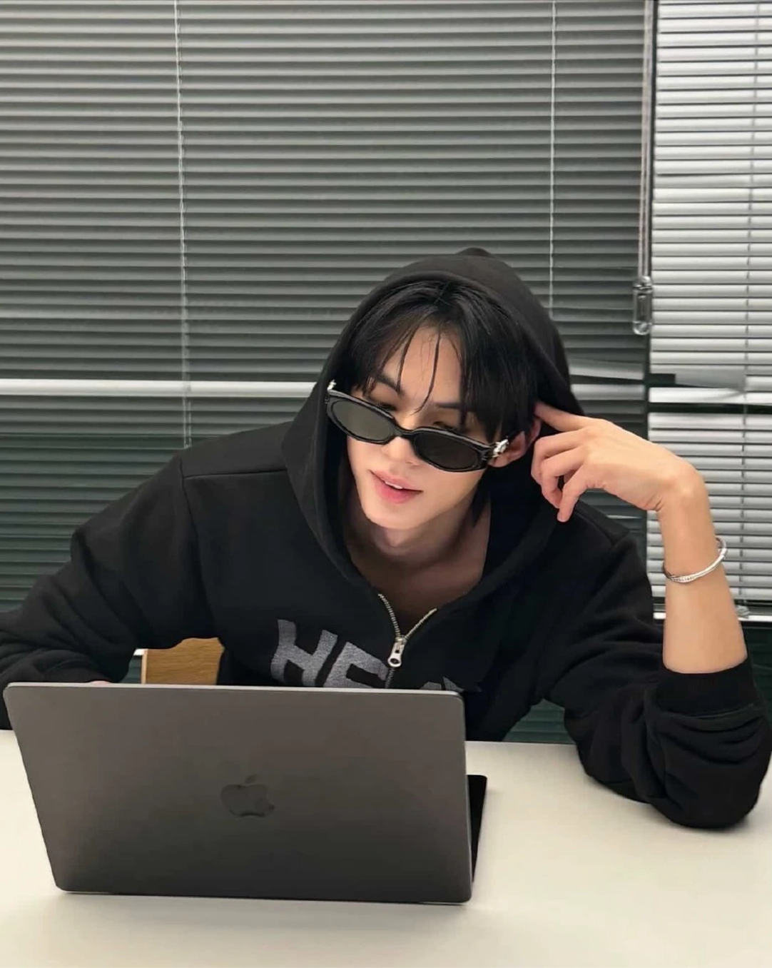 TWS Dohoon Inspired HEAVEN Star Heart Full Zip Hoodie