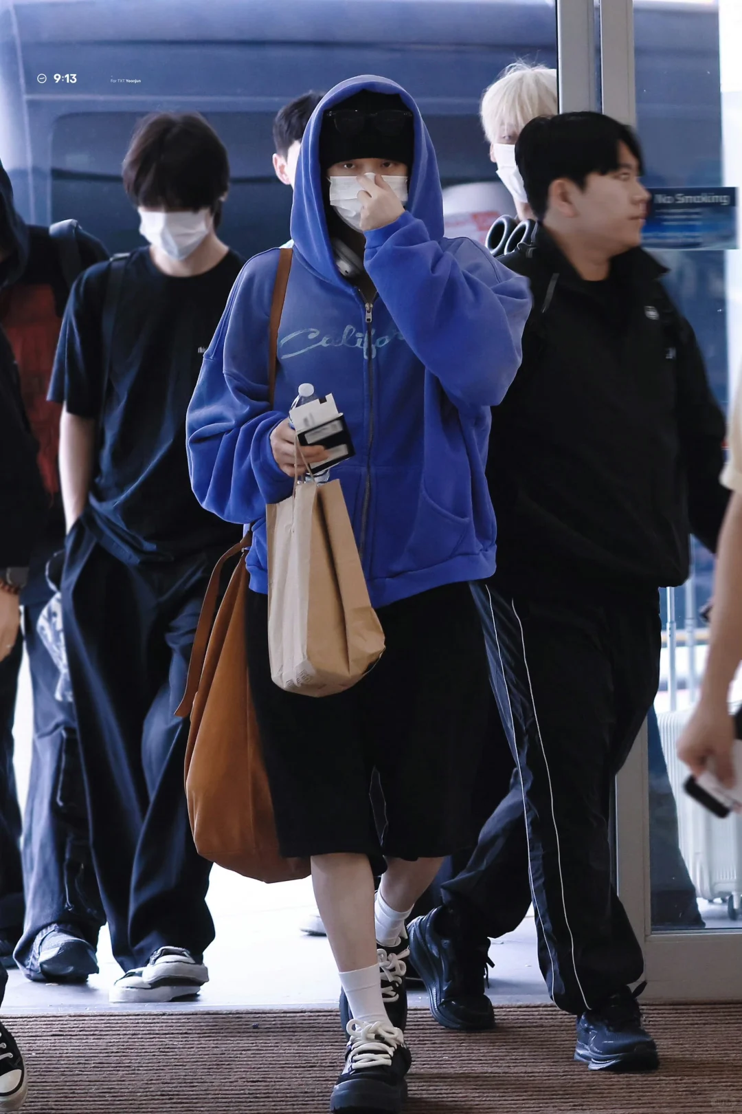 TXT Yeonjun Inspired Blue Gradient Zip-Up Hoodie