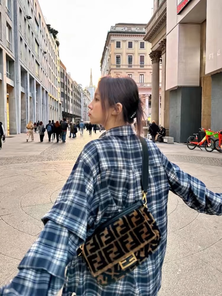 GIDLE Yuqi Inspired Plaid Overshirt