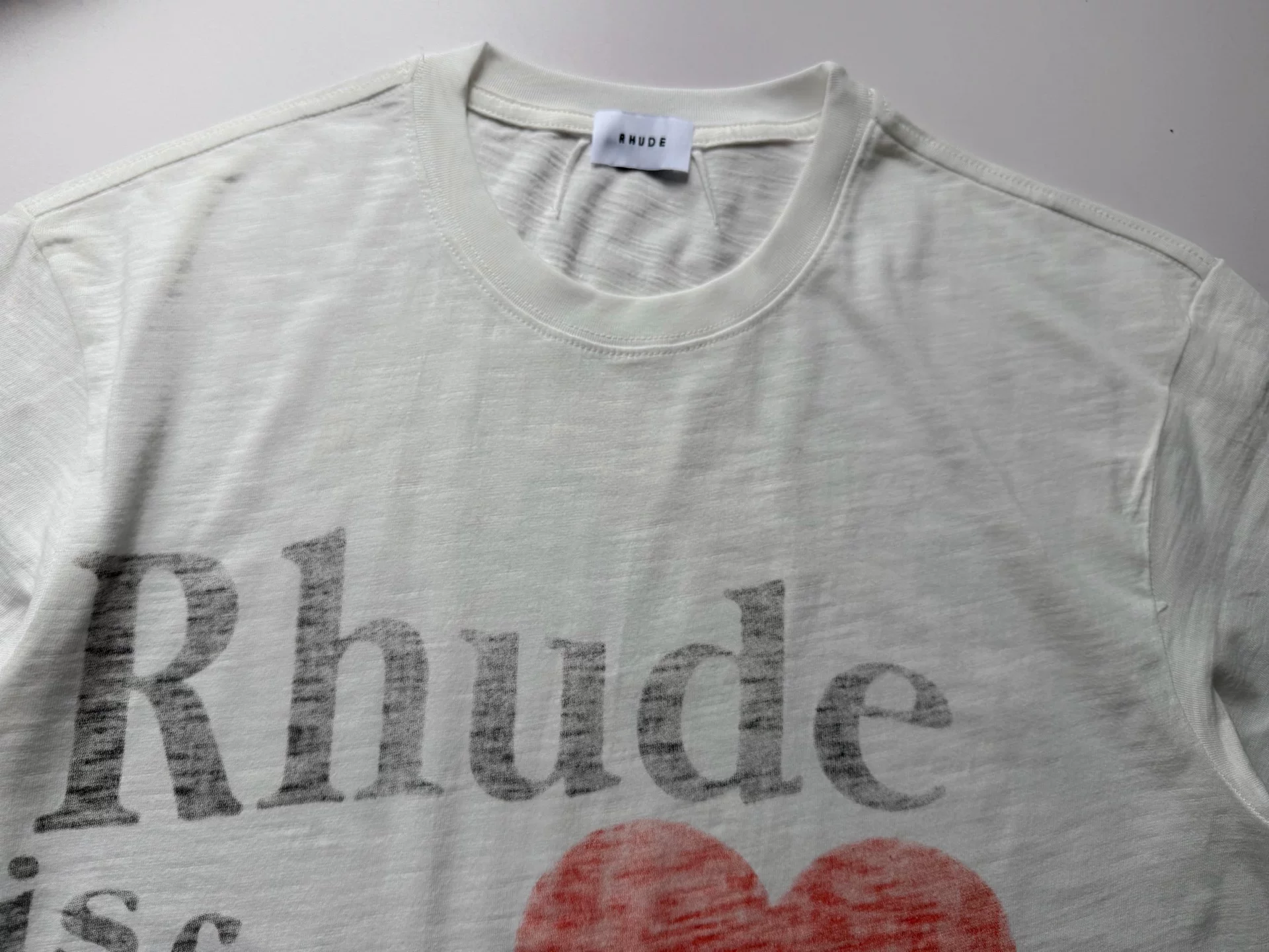 TXT Soobin Inspired Distressed Retro Heart Print Short Sleeve T-shirt