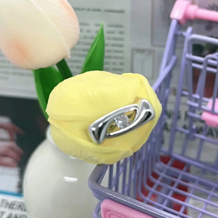 Seventeen Custom Cat-ear Ring