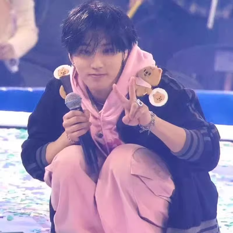 Super Junior-Eunhyuk & Strakids-Han Same Hoodie