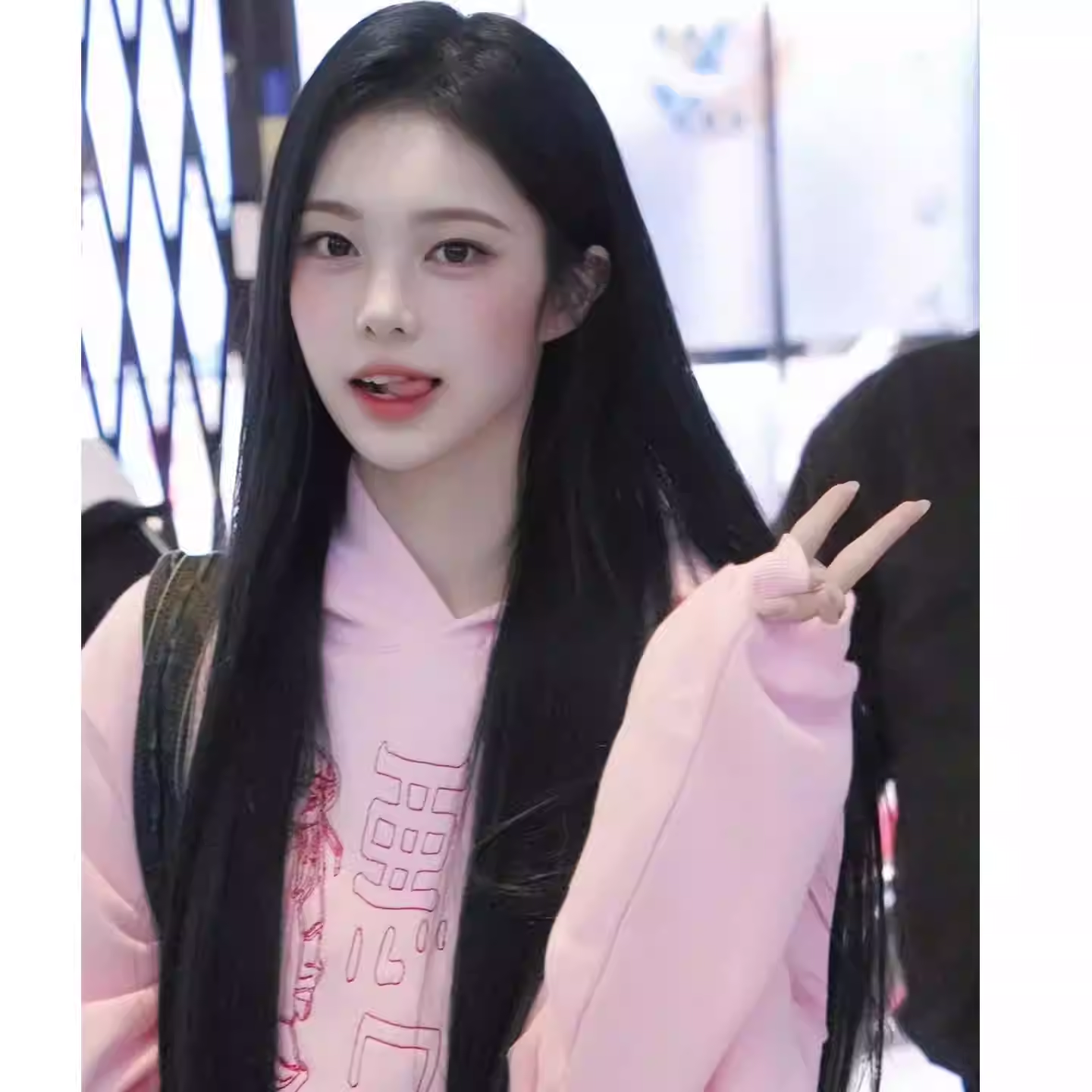 Hearts2hearts IAN Inspired Pink Anime Graphic Pullover Hoodie