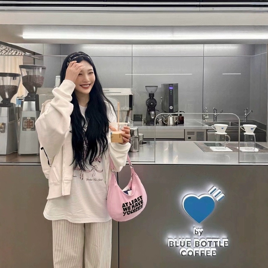 Red Velvet Joy Inspired Heart Bow Print Tee