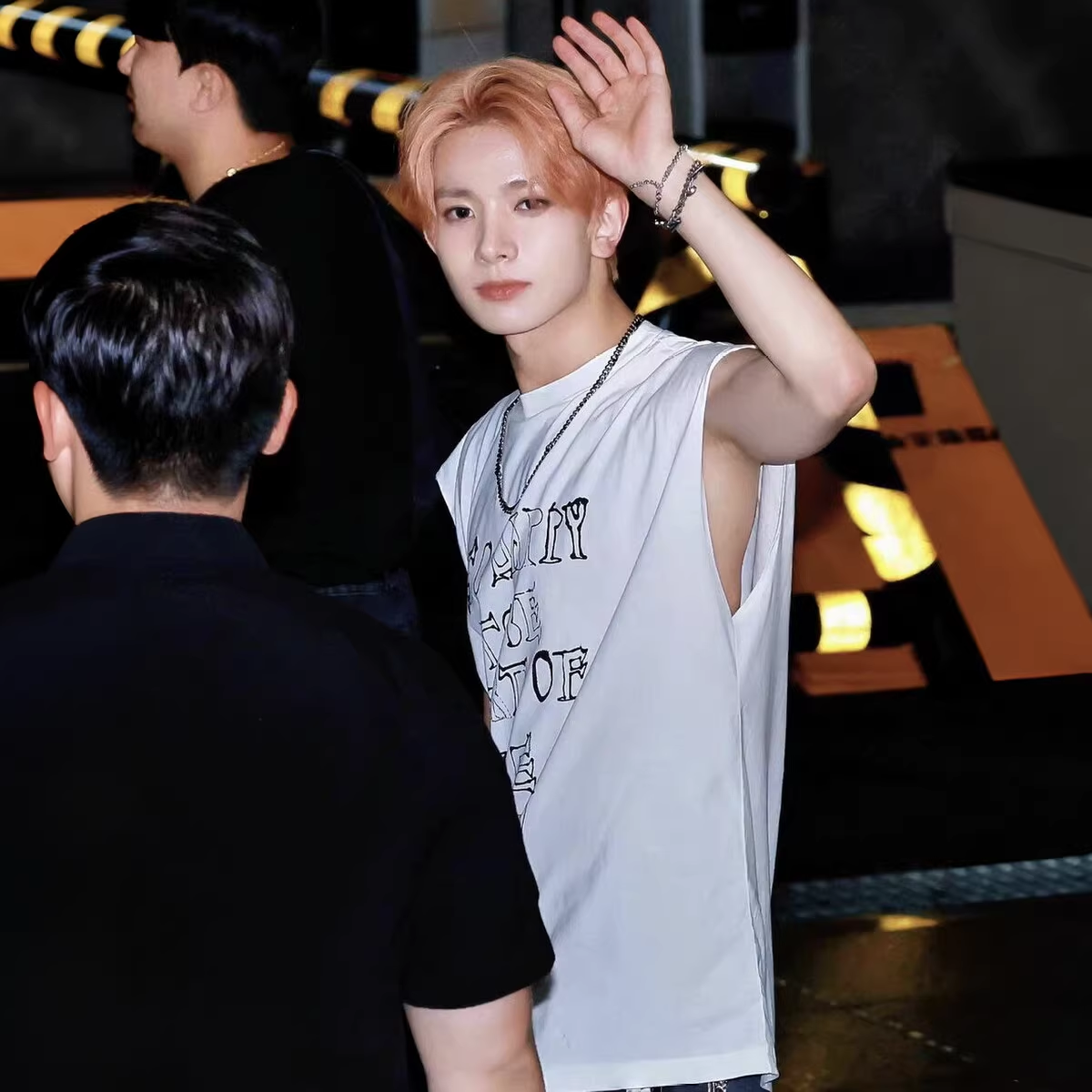 Heeseung Inspired Gothic Slogan Letter Print Tank Top 