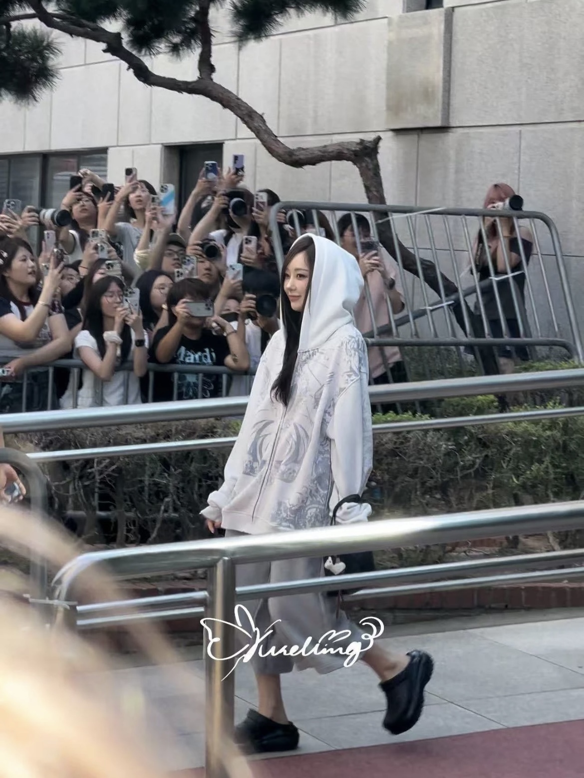 Aespa Giselle Inspired Heart Devil Graffiti Printed Zip Up Hoodie