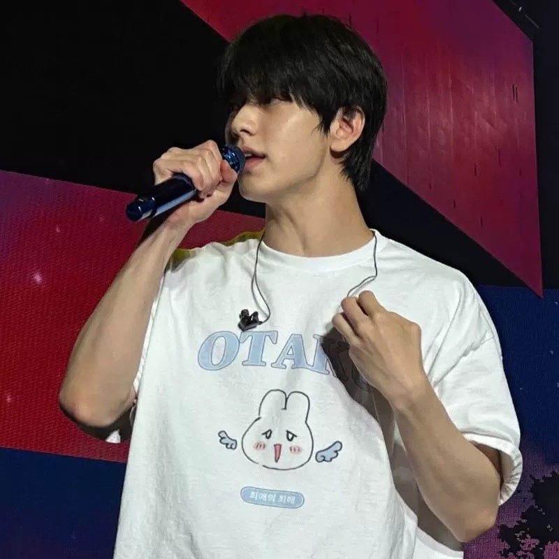 TXT Soobin OTAKU Print inspired T-Shirt