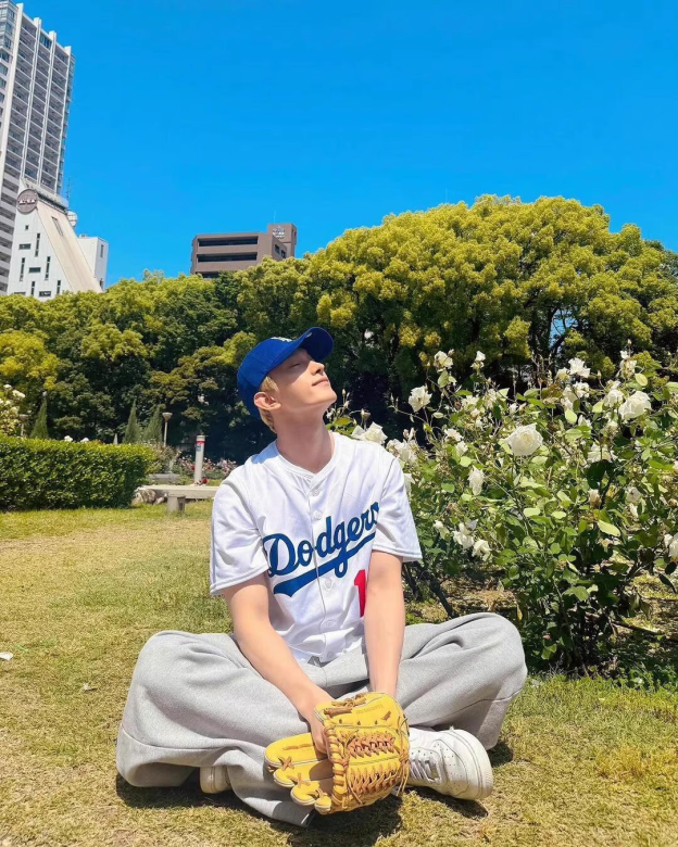 SEVENTEEN DK Inspired 17 Baseball Jersey