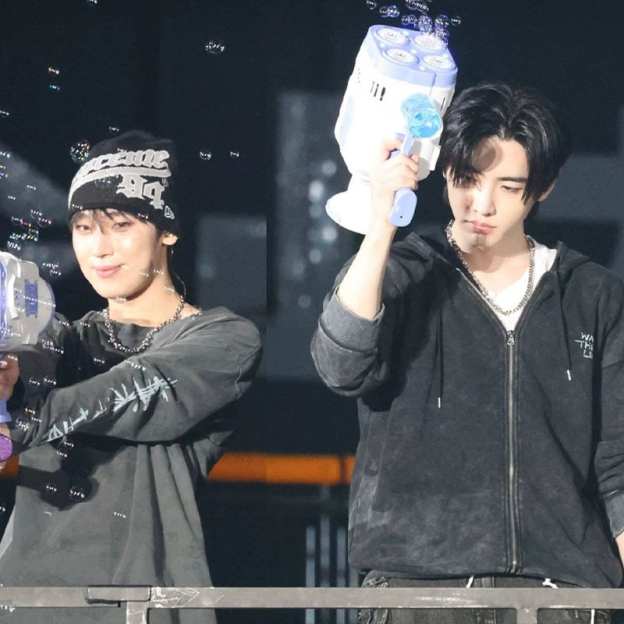 ENHYPEN 'WALK THE LINE' Concert Zip Hoodies-ENHYPEN