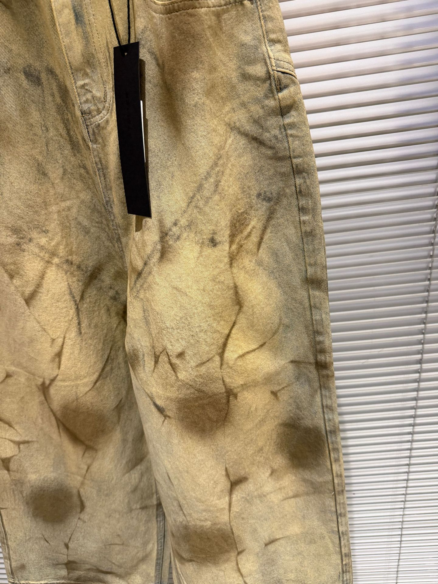 Blackpink Rose Inspired Vintage Distressed Baggy Wide-Leg Jeans