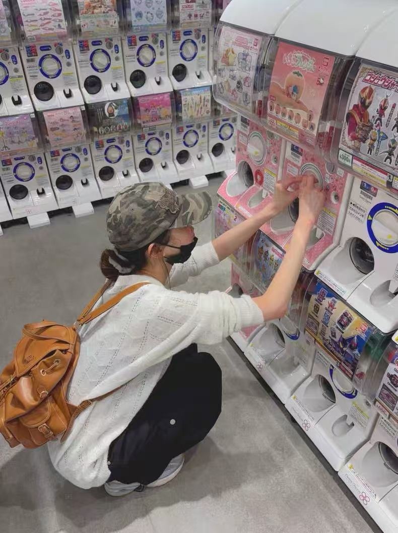 IVE Wonyoung&Lesserafim Chaewon Inspired Multi-Pocket Cargo Pants