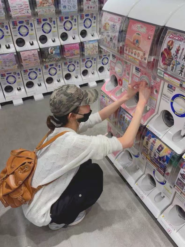 IVE Wonyoung&Lesserafim Chaewon Inspired Multi-Pocket Cargo Pants