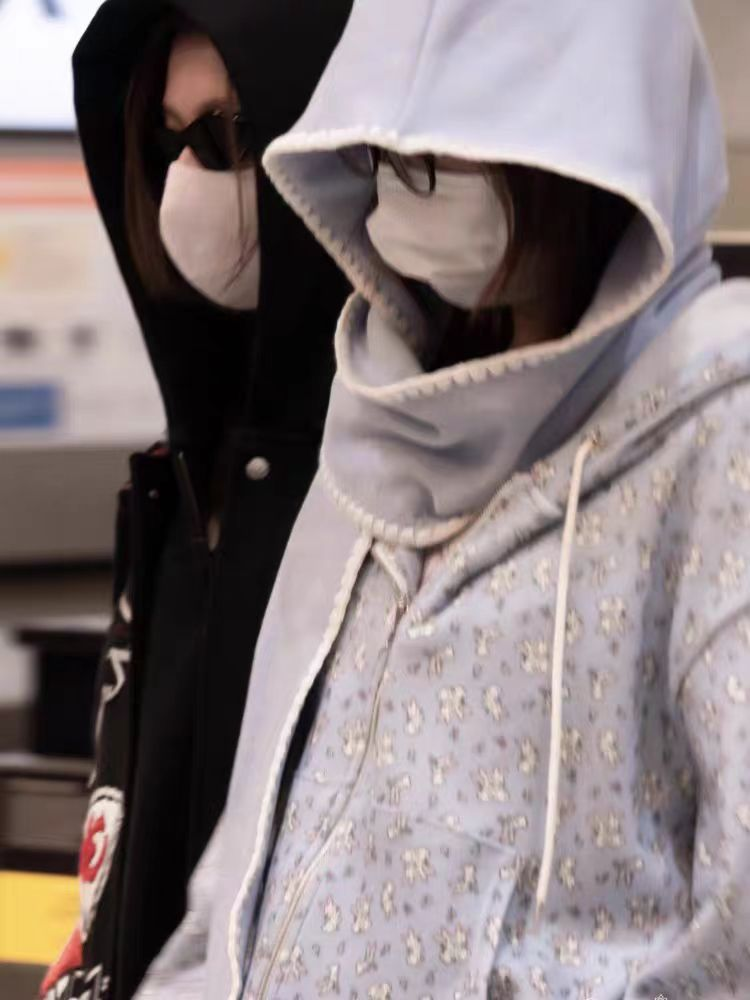 TWICE Nayeon&Illit Moka Inspired Rabbit Print Hooded Zip-up Jacket Pants Set