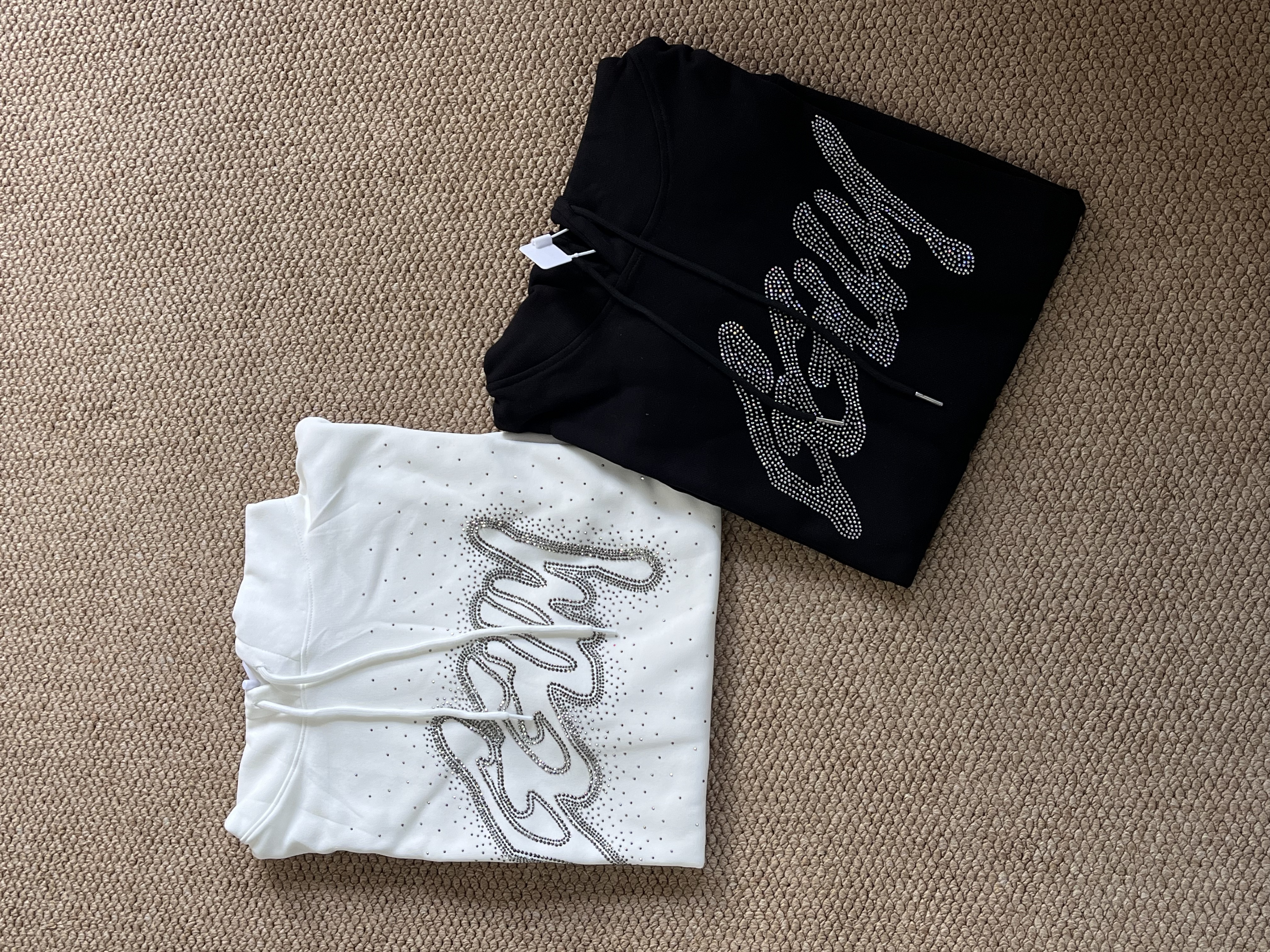 TXT Yeonjun -White GGUM Rhinestone inspired Hoodie