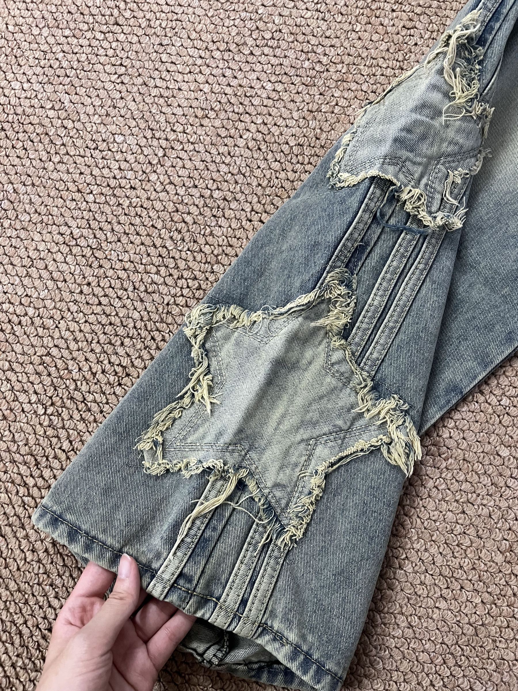 Star patches denim jeans pant-Twice Dahyun