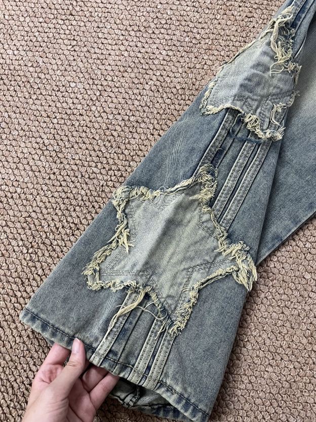 Star patches denim jeans pant-Twice Dahyun