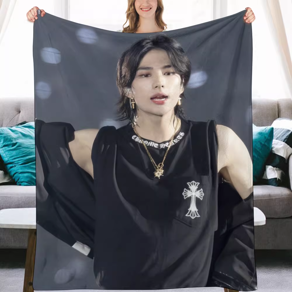Stray kids Hyunjin Fanmade Flanne Blanket - Kpop Concert Fan Blanket-Straykids