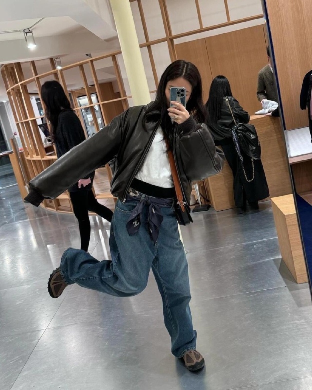 Blackpink Jennie Inspired Vintage Blue Loose Pants