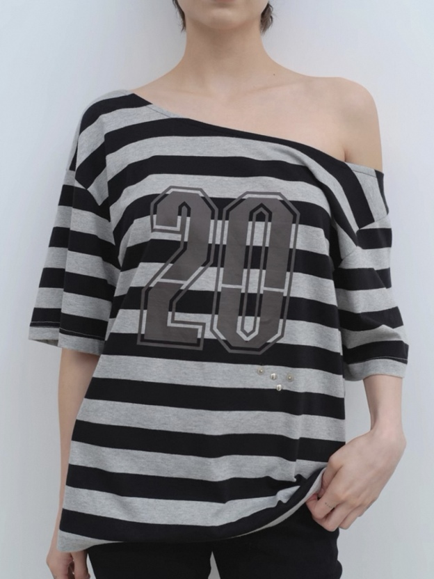 Gidle Miyeon Inspired Off-Shoulder Stripe T-Shirts