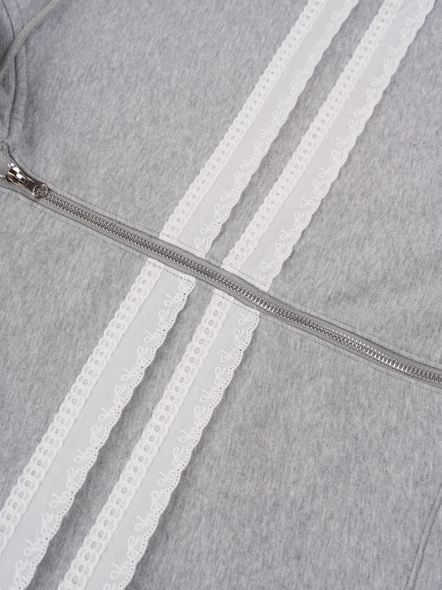 IVE Rei&I-DLE Miyeon Inspired Lace Trim Hooded Zip-Up Sweatshirt