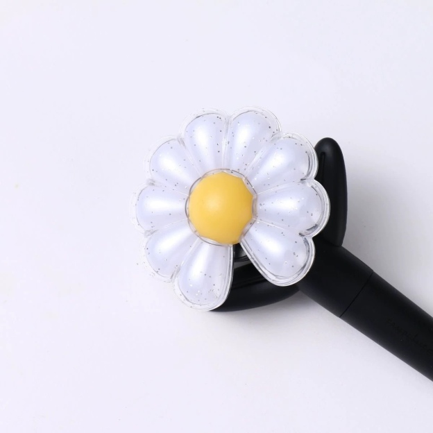 G-Dragon Inspired Daisy Mini Light Stick