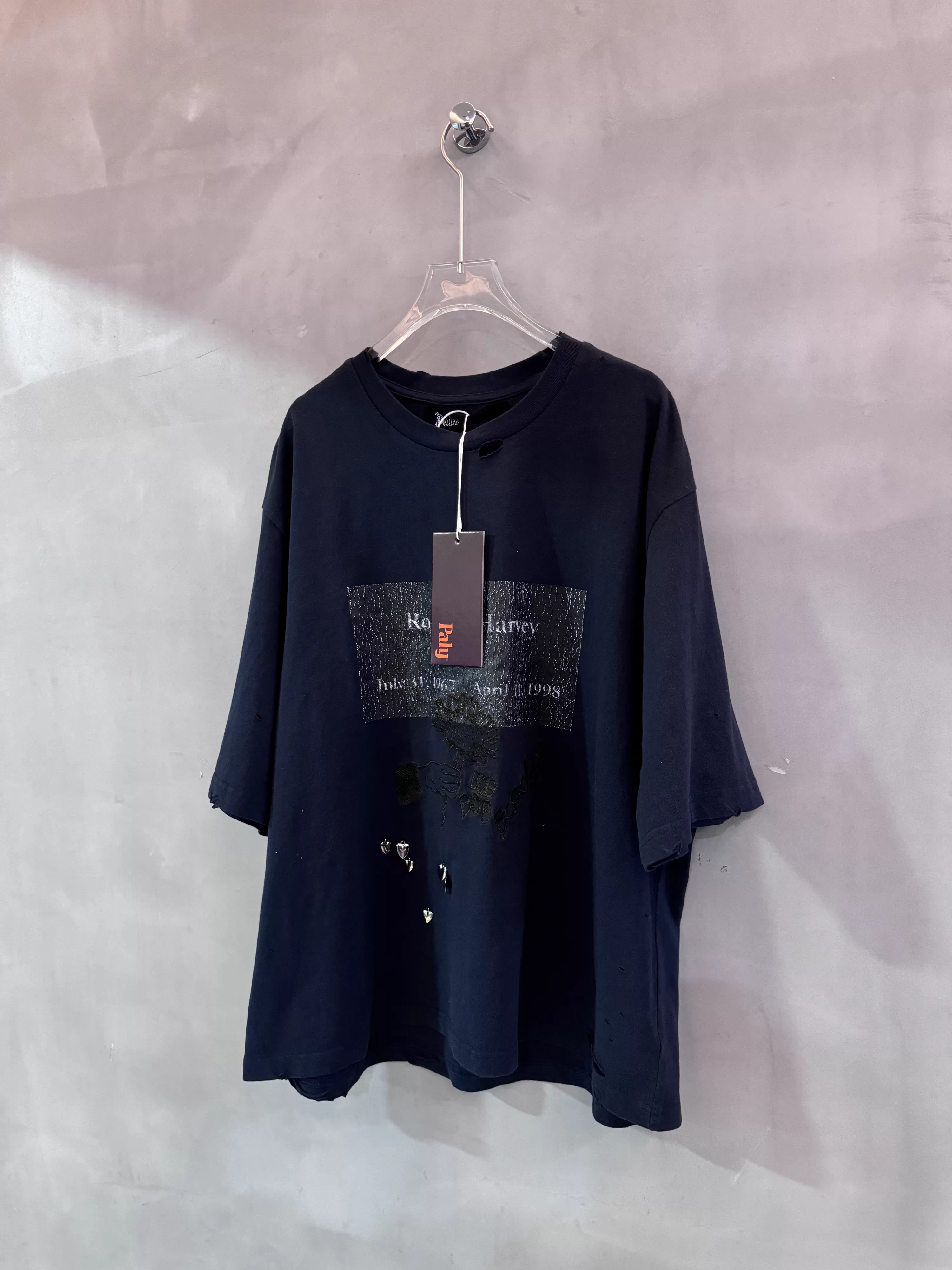 Blackpink Jennie Inspired Vintage Washed Distressed Portrait Photo Print Memorial T-Shirt