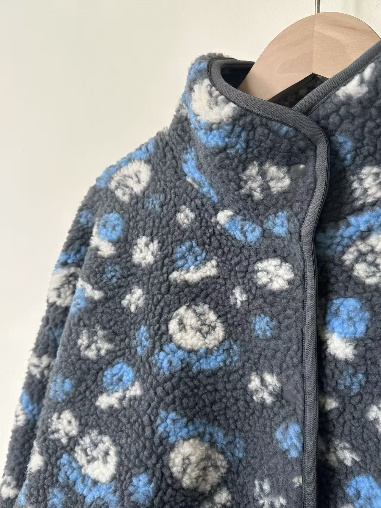 I-DLE Minnie Inspired Floral Fleece Jacket