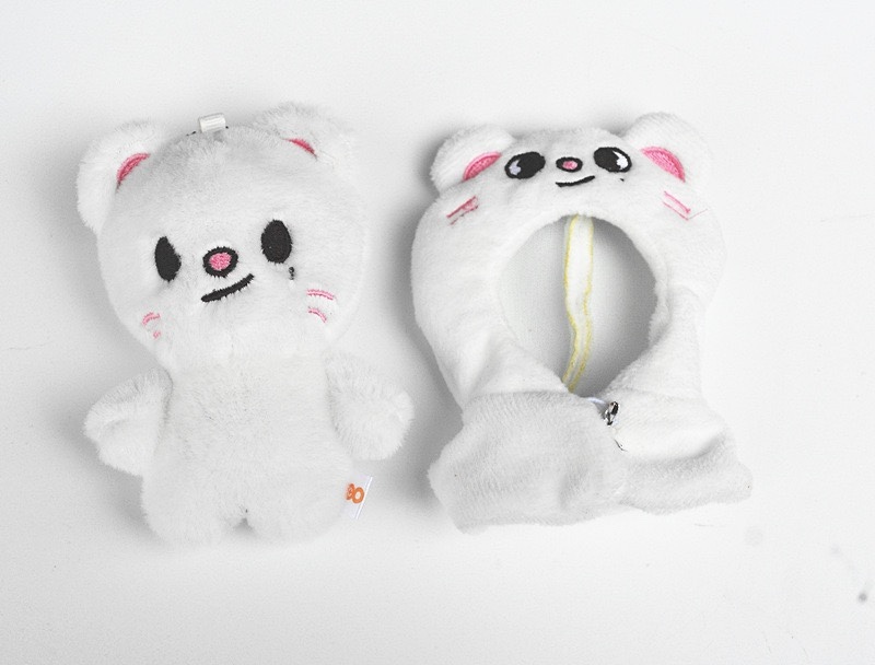 Skzoo  Straykids Cape Bean Eyes Official Merch inspired Plush Doll -stray kids