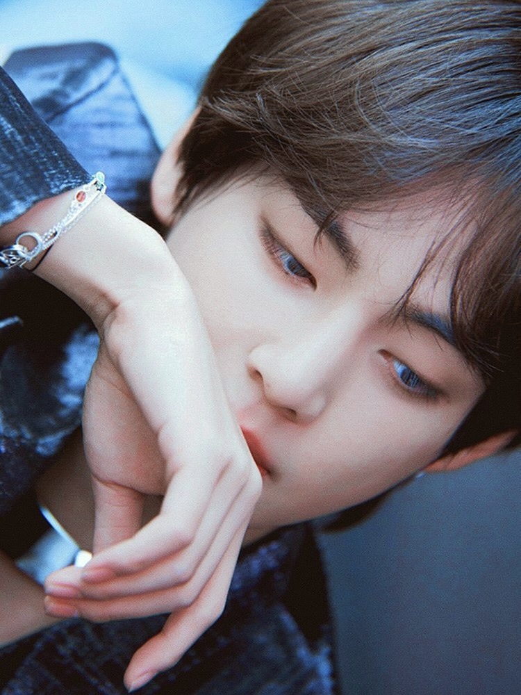 BTS V Inspired Double Ring Bracelet