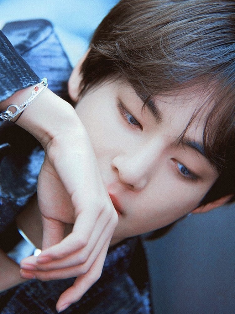 BTS V Inspired Double Ring Bracelet