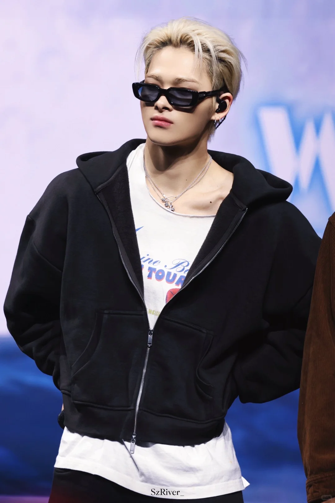 Enhypen Niki Inspired Black Full-Zip Hoodie