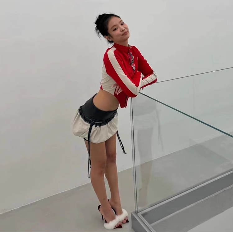 Colorblcoked Zipper Jacket Mini Skirt Set-Blackpink Jennie