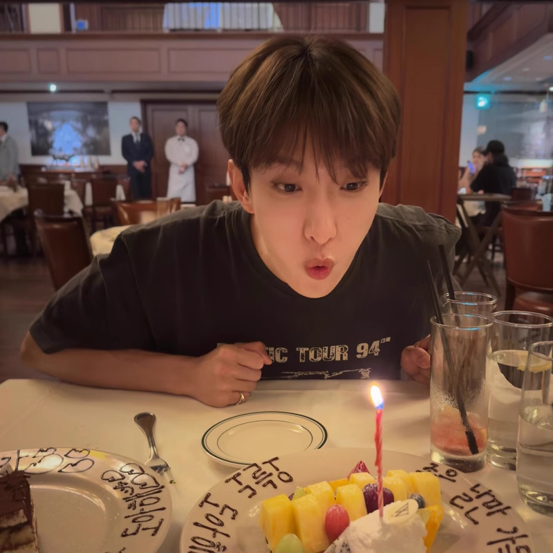 SEVENTEEN DK Inspired Graphic Black Tee