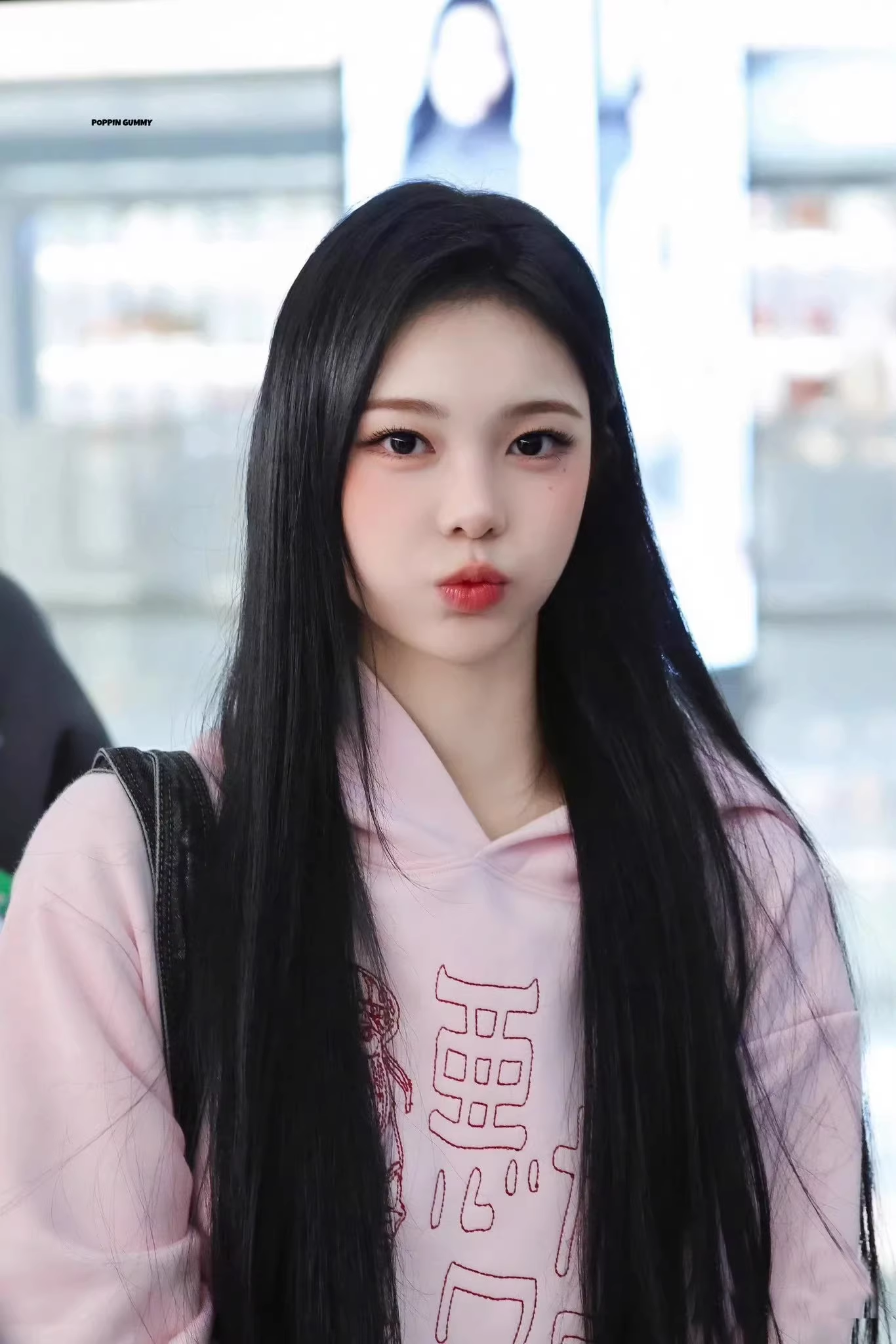 Hearts2hearts IAN Inspired Pink Anime Graphic Pullover Hoodie