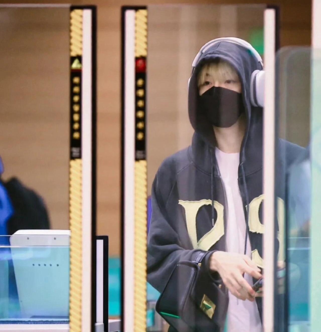 NCT&WayV&IVE Inspired 129 Logo Patch Zip-up Hoodie