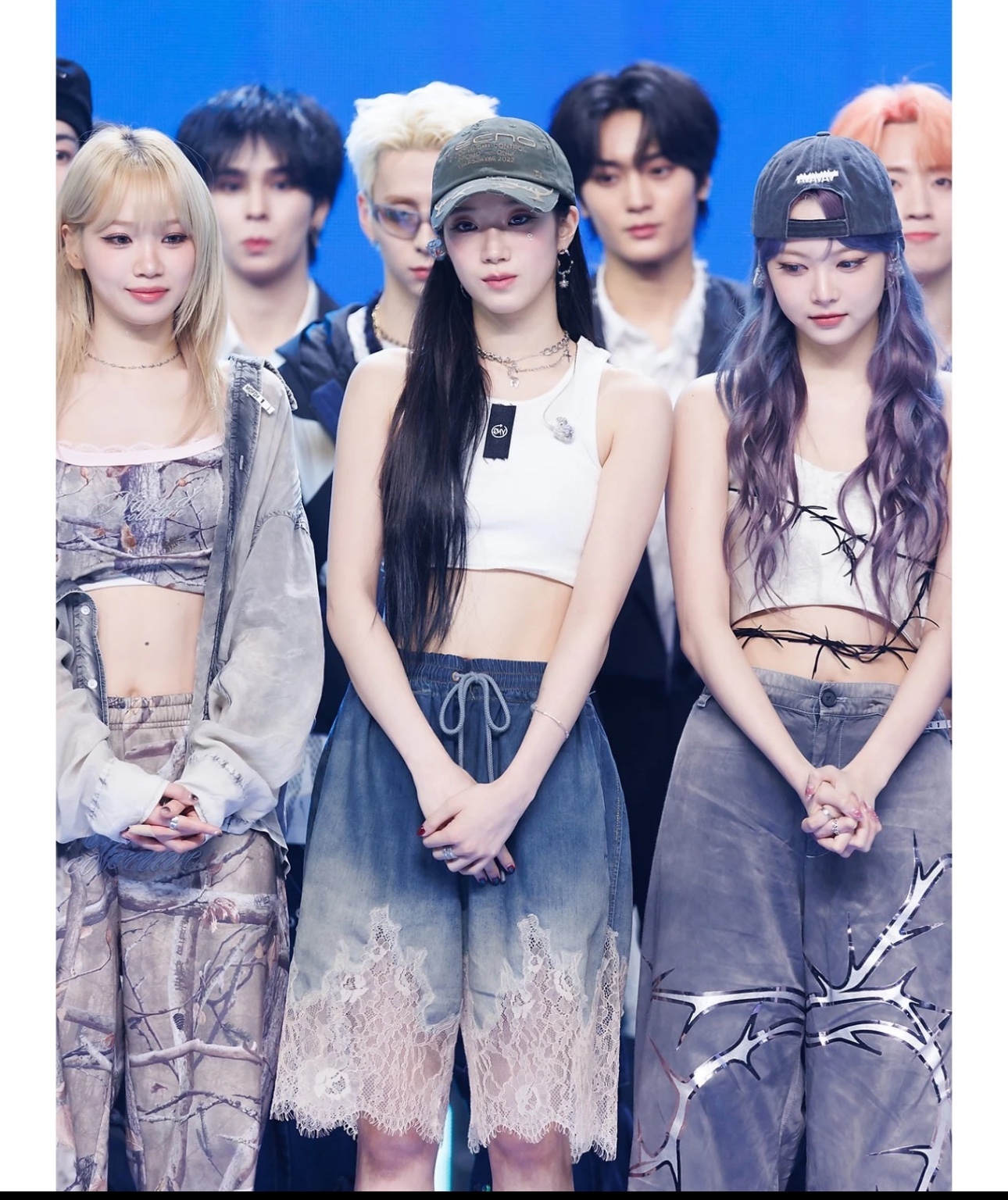  Le Sserafim Kazuha Lace Elegant Top Denim Shorts inspired Set