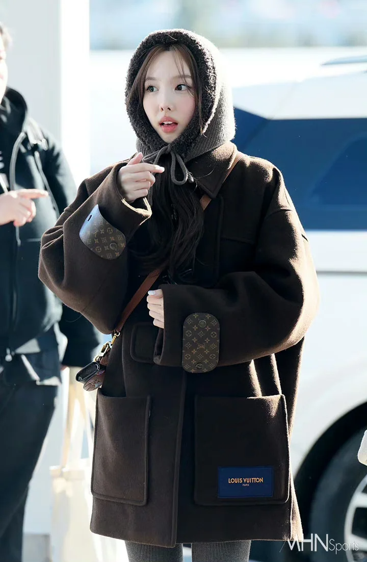 TWICE Nayeon Inspired Knitted Balaclava Hat