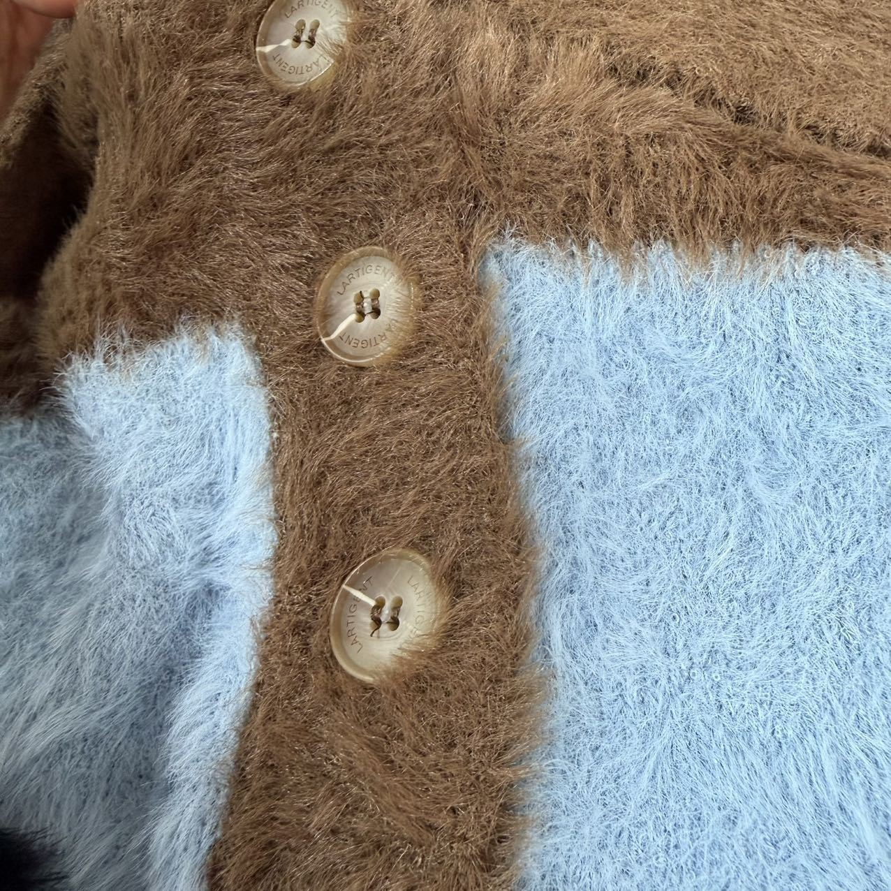 Striped Knit Faux Mink Sweater-Blackpink Jennie