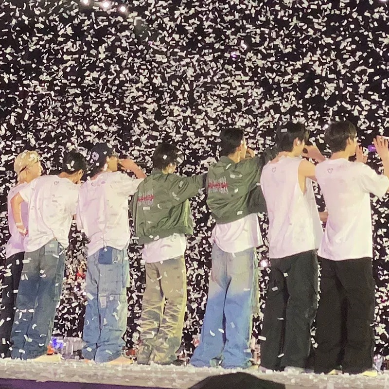 Enhypen walk the line tour merch inspired tshirt